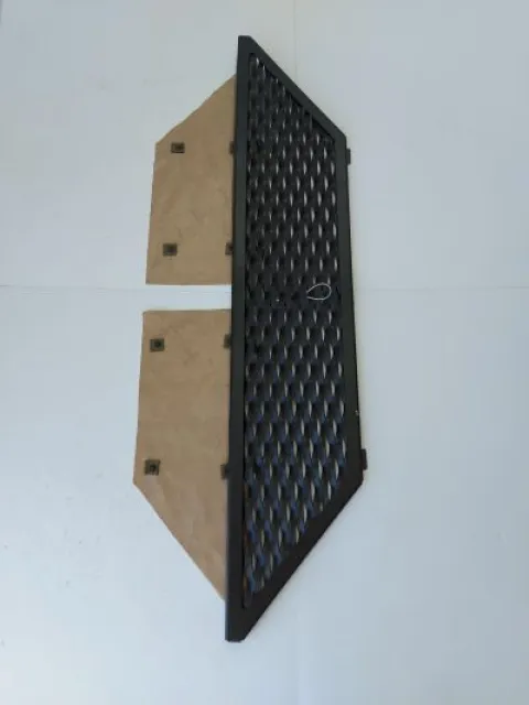 Left grille