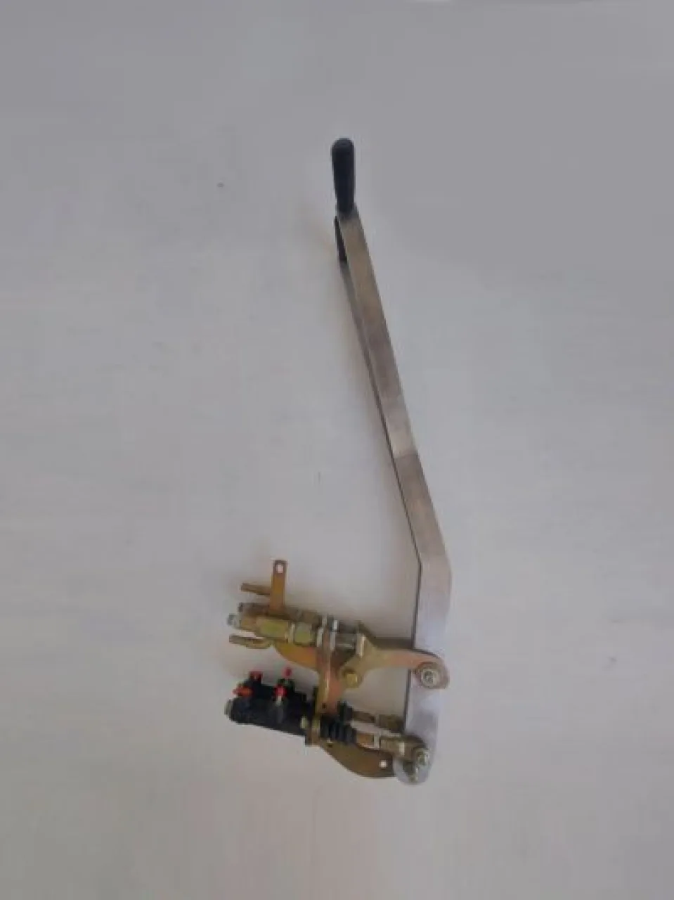 Levers control mechanism ASSEMBLY