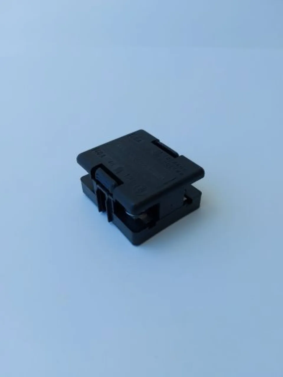 Fuse box 40-60A