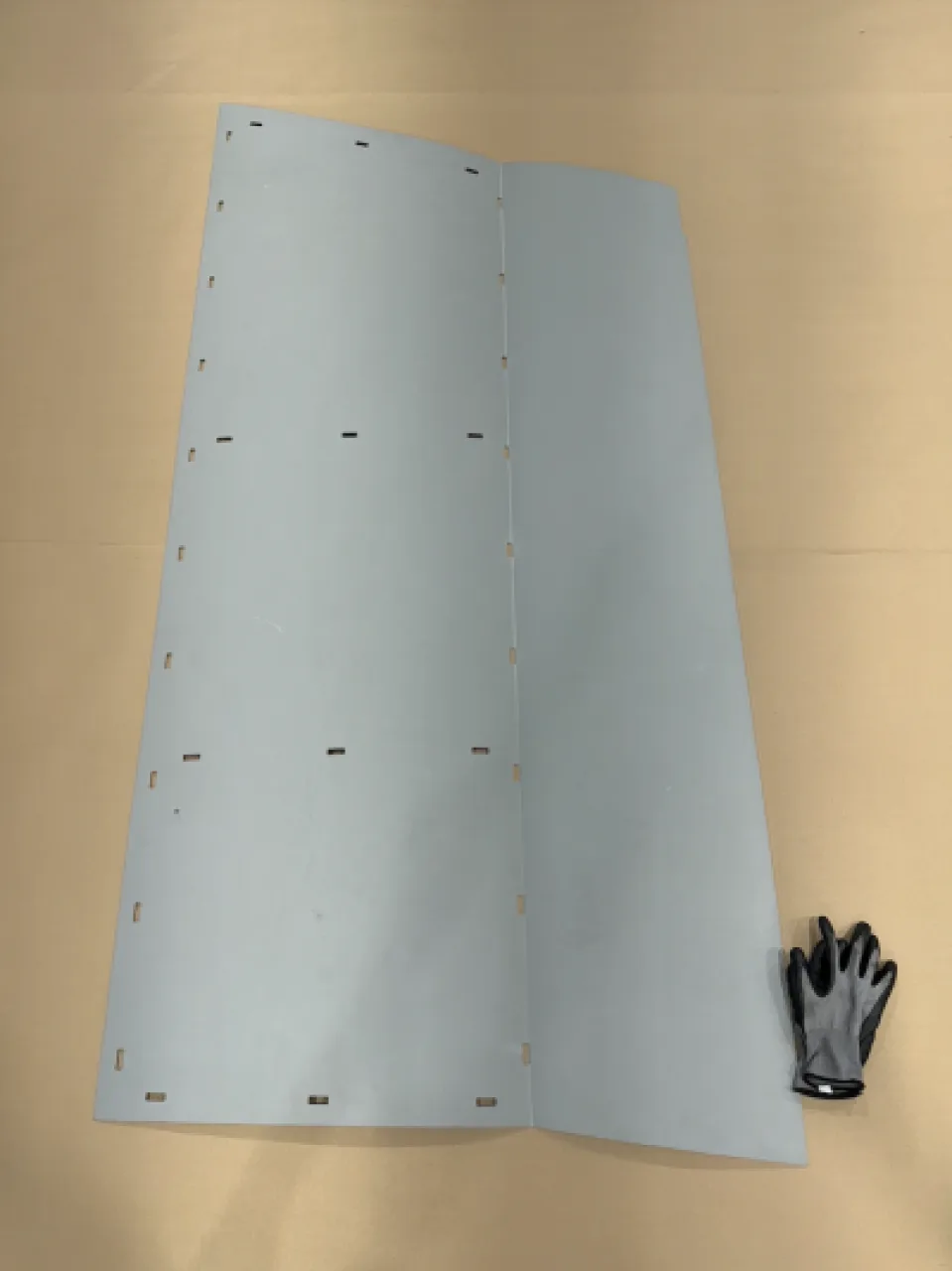 Side panel, right