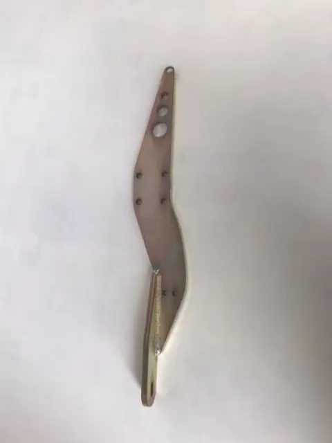 Engine bracket