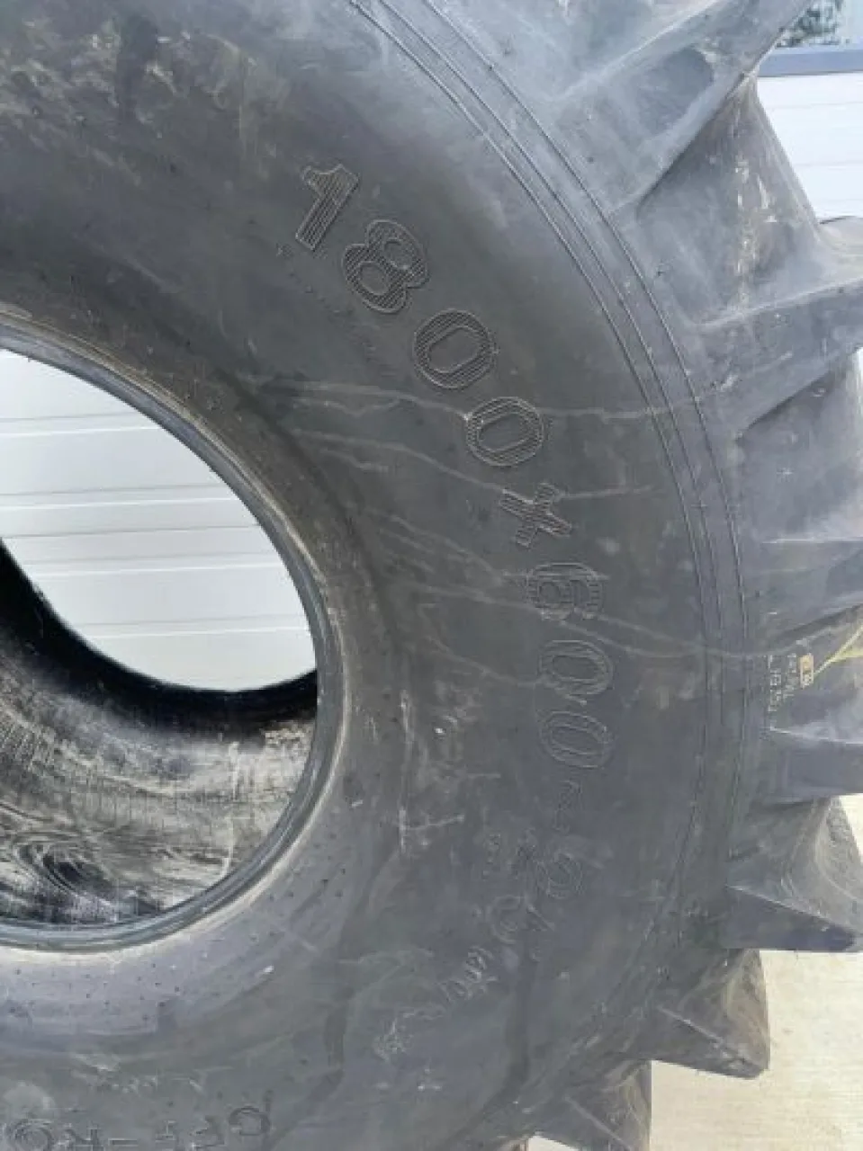 Tire 1800x600-25 (for Sherp N /Pro XT)