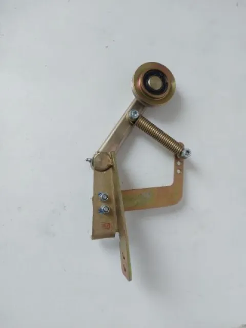 Fan belt tensioner