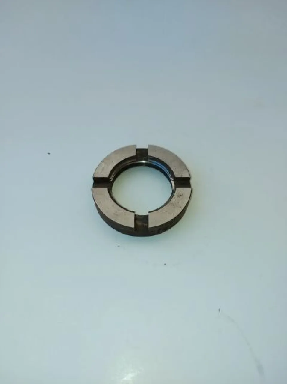 Steering clutch nut