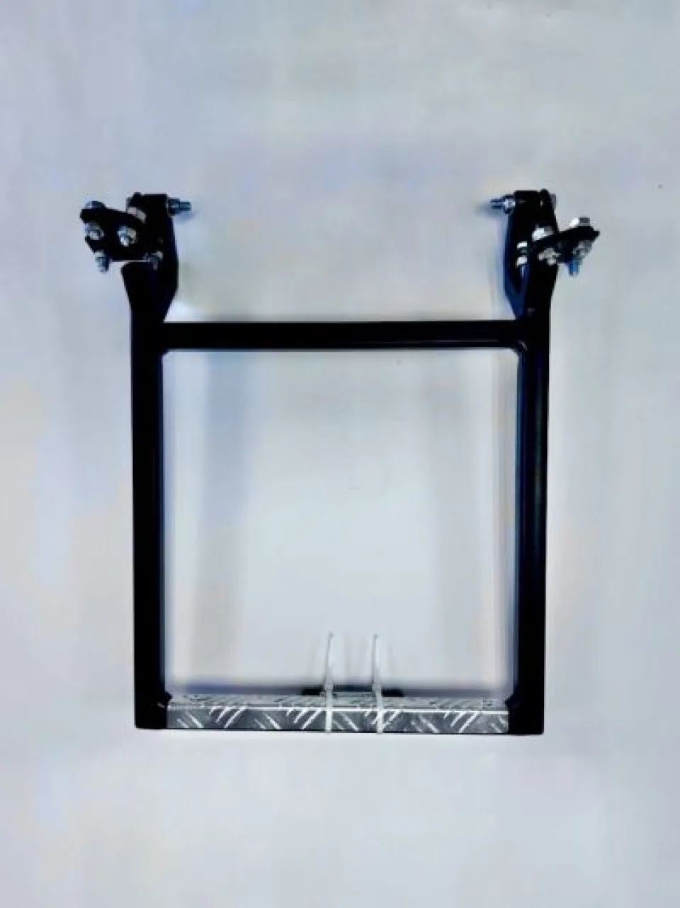 Integrated Ladder (front door)