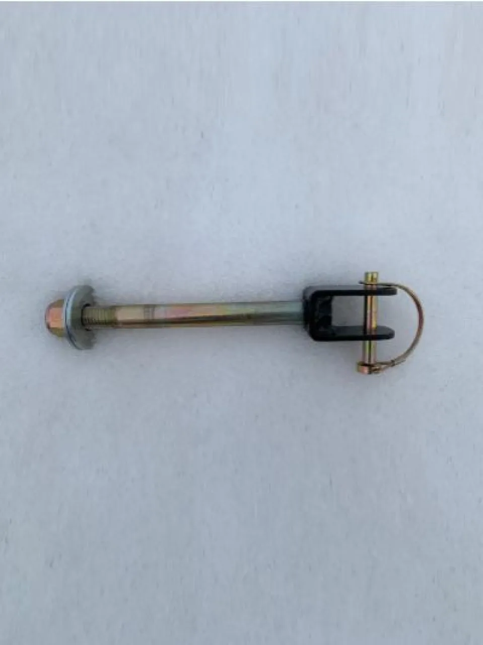Snowmobile hitch adapter